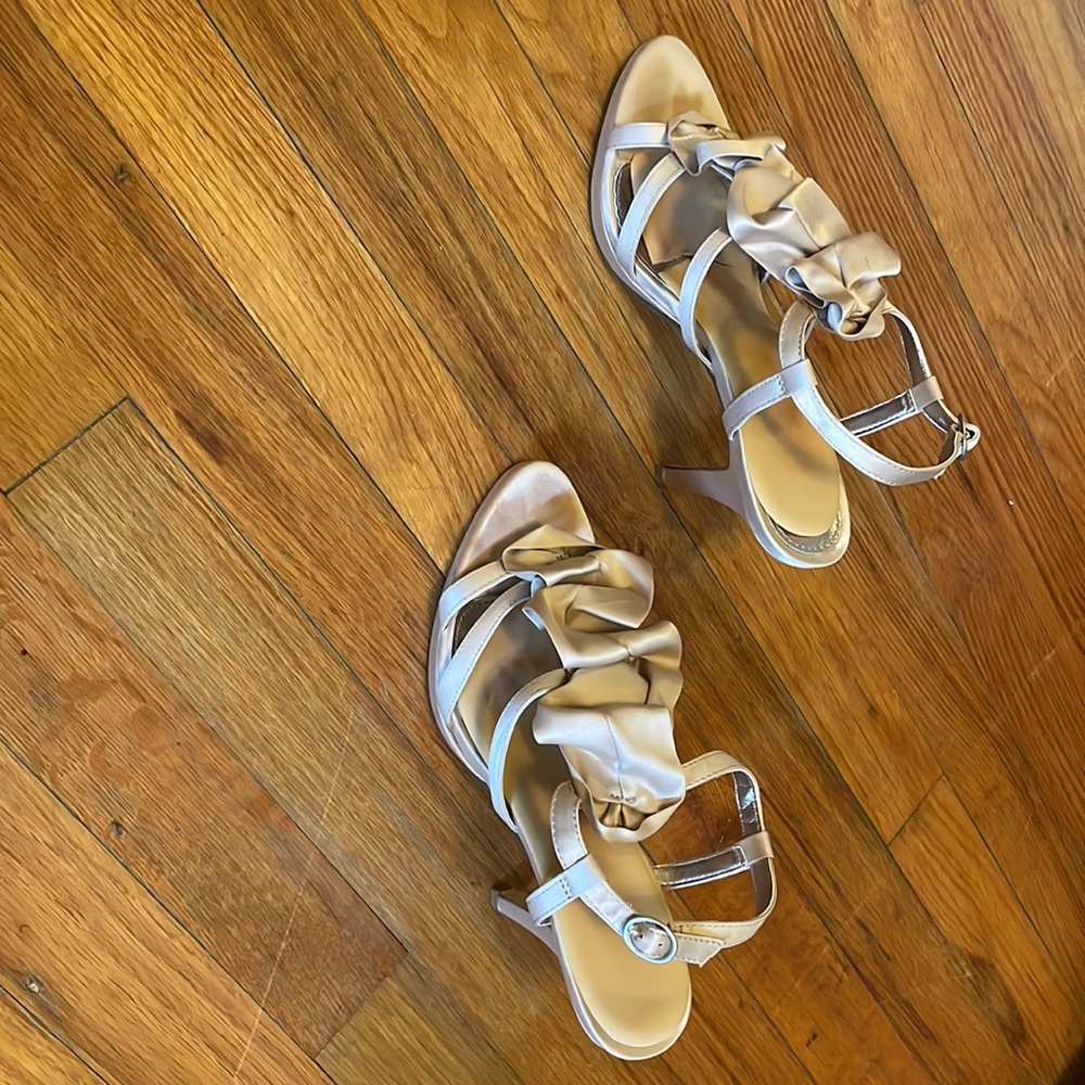 Kenneth Cole (Unlisted) party shoes with ruffle and adjustable ankle strap
